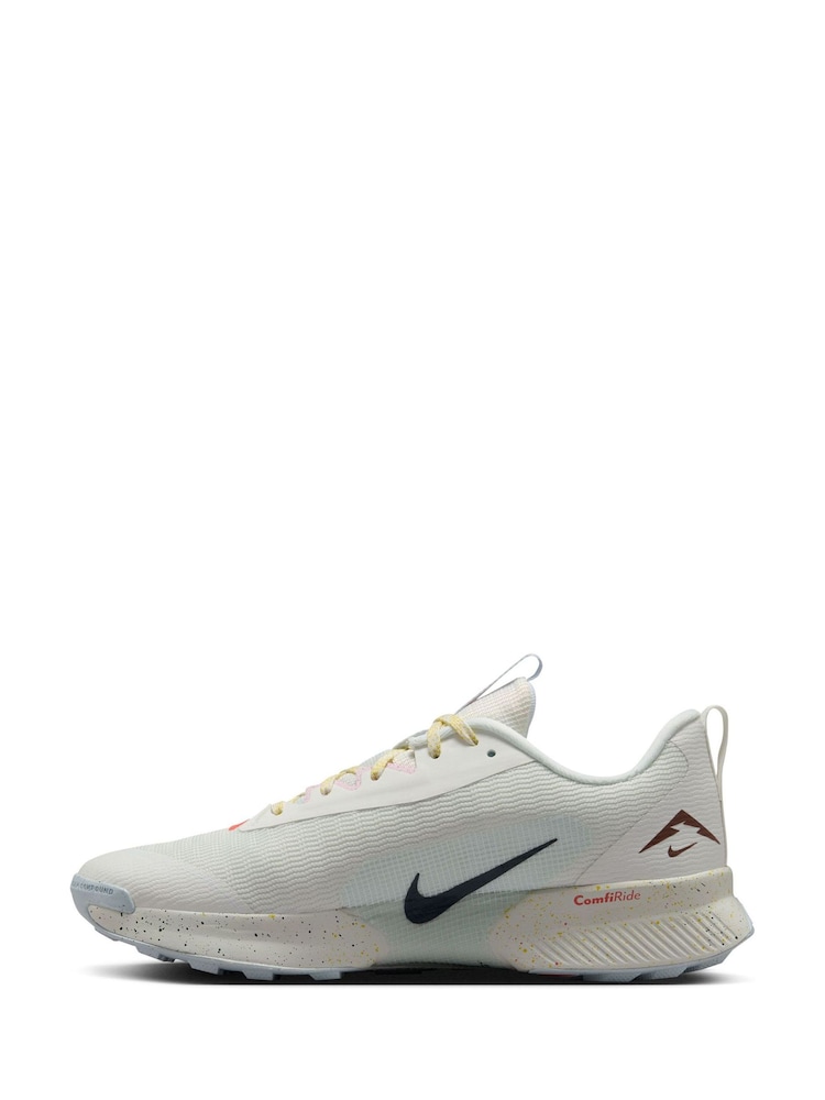 Nike White Juniper Trail 3 Running Trainers - Image 2 of 12
