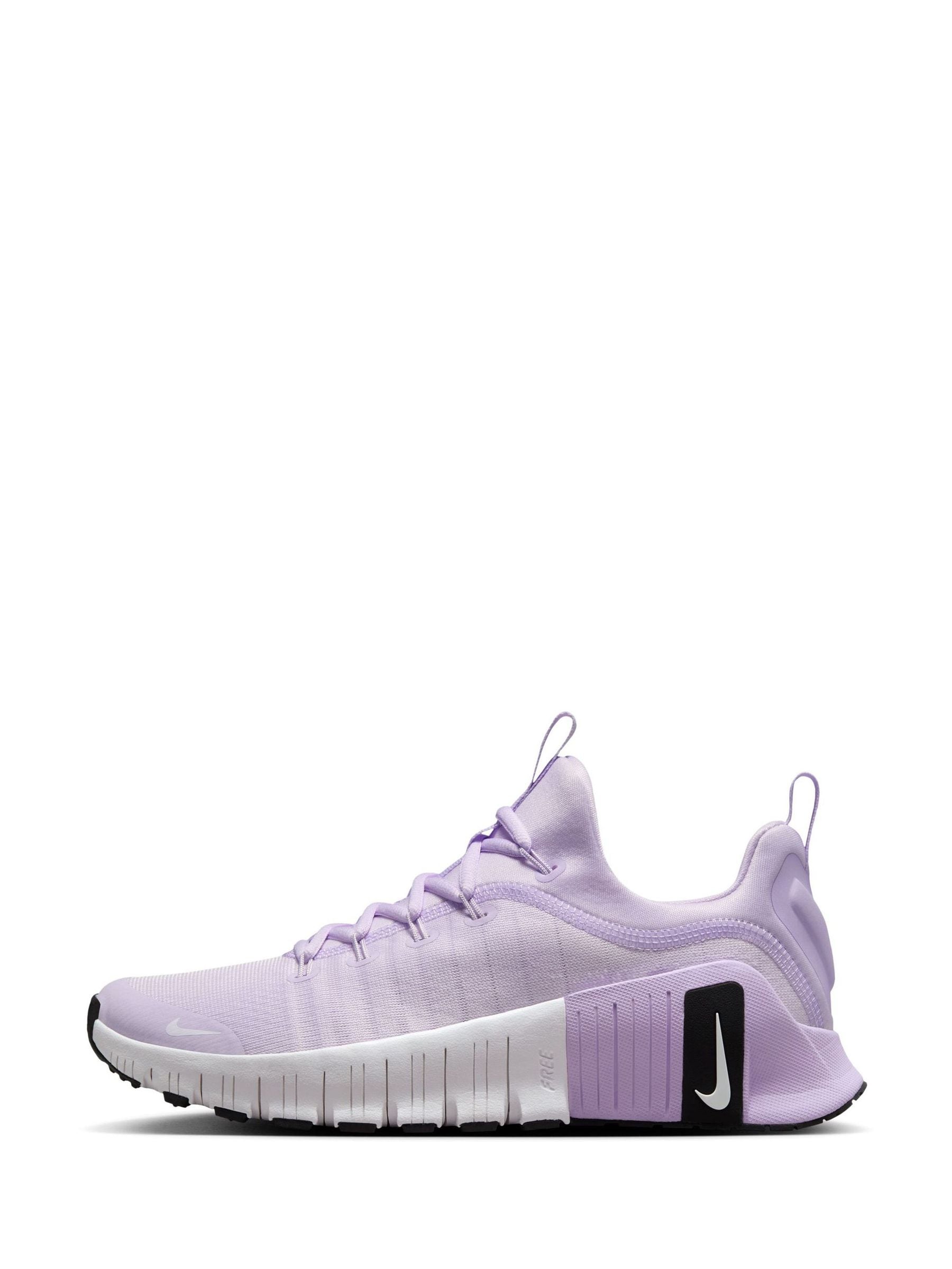 light purple nike trainers