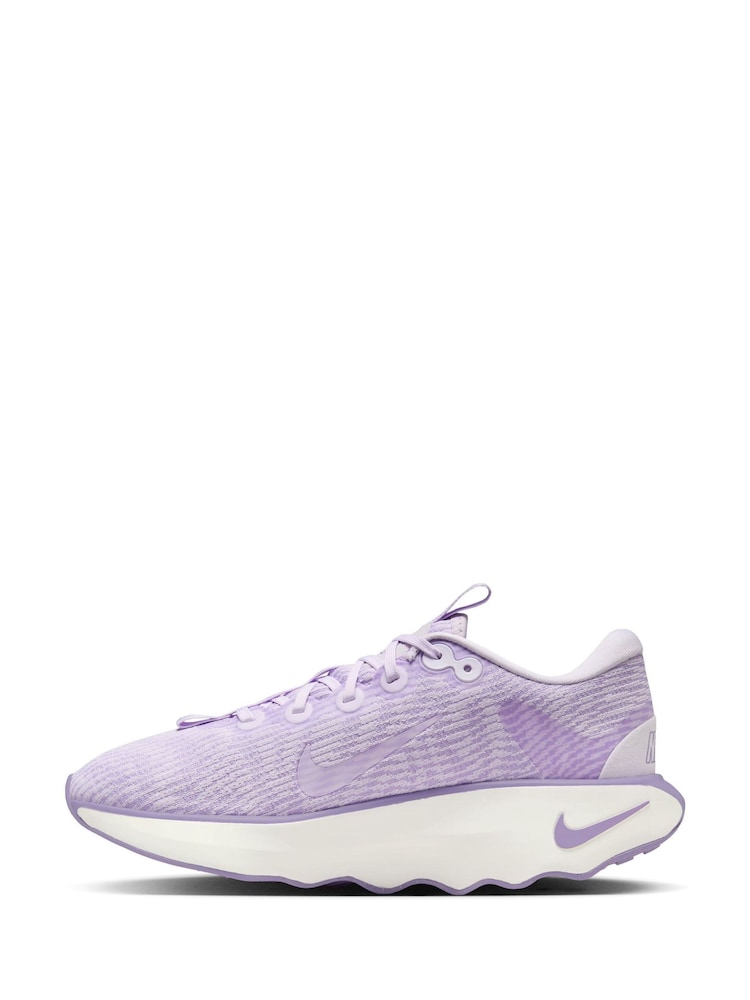 Morado - Zapatillas para caminar Motiva Premium de Nike - Imagen 2 de 12 Morado - Zapatillas para caminar Motiva Premium de Nike - Imagen 2 de 12