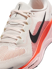 Nike White/Coral Pegasus 41 Road Running Trainers - Image 10 of 11