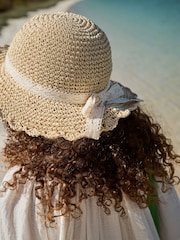 Neutral Scalloped Edge Hat (1-10yrs) - Image 2 of 3