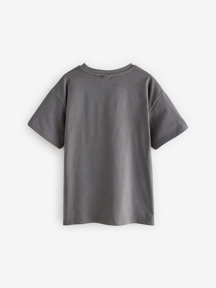 Grau - Wednesday lizenziertes T-Shirt mit Grafik aus 100 % Baumwolle (8–16 Jahre) - Bild 2 von 4 Grau - Wednesday lizenziertes T-Shirt mit Grafik aus 100 % Baumwolle (8–16 Jahre) - Bild 2 von 4