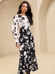 Noir - Lipsy Manches longues Split Detail Mi-long Robe - Image 1 de 4
