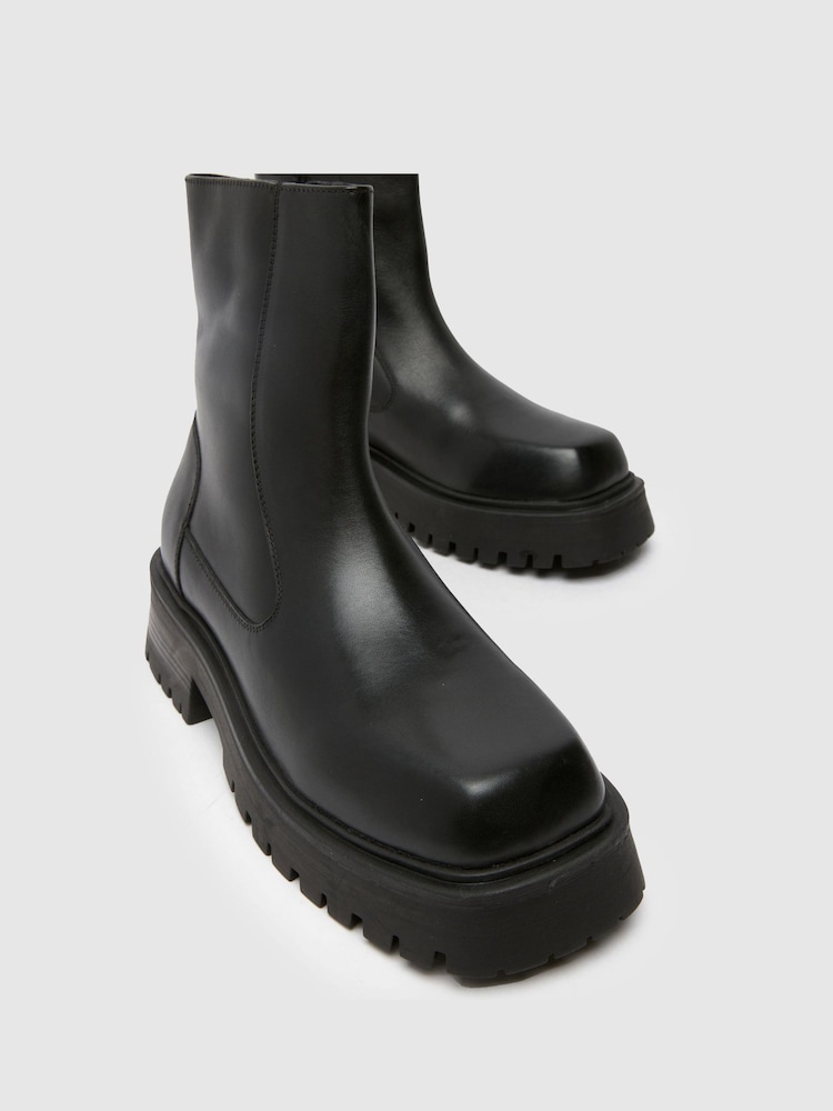 Schuh Alicia Leather Square Toe Black Boots - Image 3 of 4