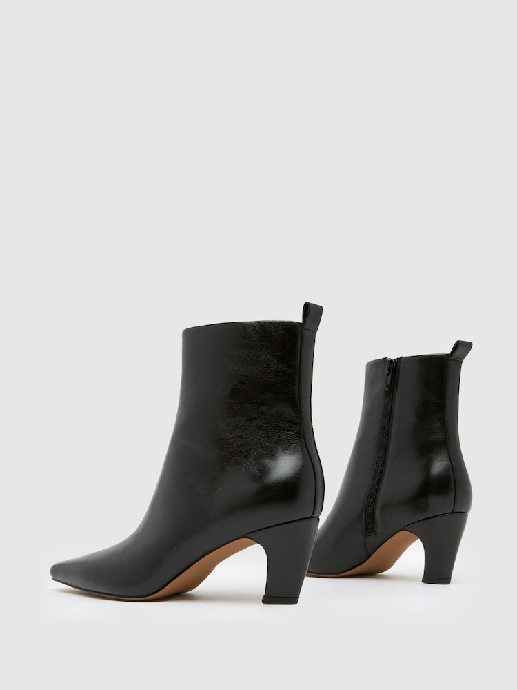 Schuh Blakely Leather Chisel Black Boots - Image 4 of 4