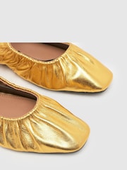 Schuh Gold Lindy Leather Ruched Ballerinas - Image 2 of 4