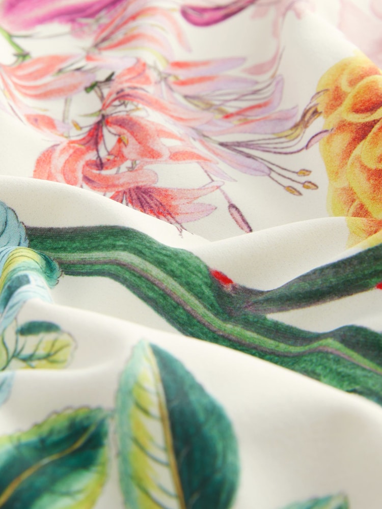 Kew Collection, Ecru, Cream, floral - Bikinihose mit Print - Bild 9 von 9 Kew Collection, Ecru, Cream, floral - Bikinihose mit Print - Bild 9 von 9