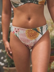 Kew Collection ecru/crèmekleurig met bloemenprint - Bikini broekje met print - Image 1 of 10