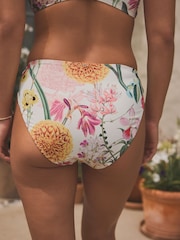 Kew Collection ecru/crèmekleurig met bloemenprint - Bikini broekje met print - Image 5 of 10