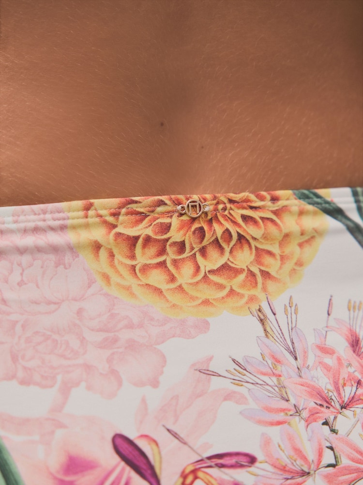 Kew Collection ecru/crèmekleurig met bloemenprint - Bikini broekje met print - Image 7 of 10