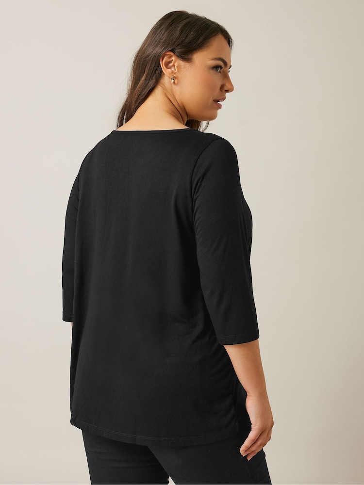 Evans 3/4 Sleeve Pintuck Top - Image 3 of 5