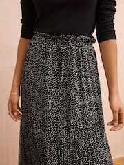 Black & White Printed Midi Skirt - Image 4 of 6