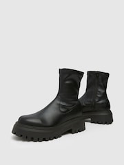 Schuh Amiyah Chunky nogavice Ankle črna gležnjarji - Slika 3 iz 4