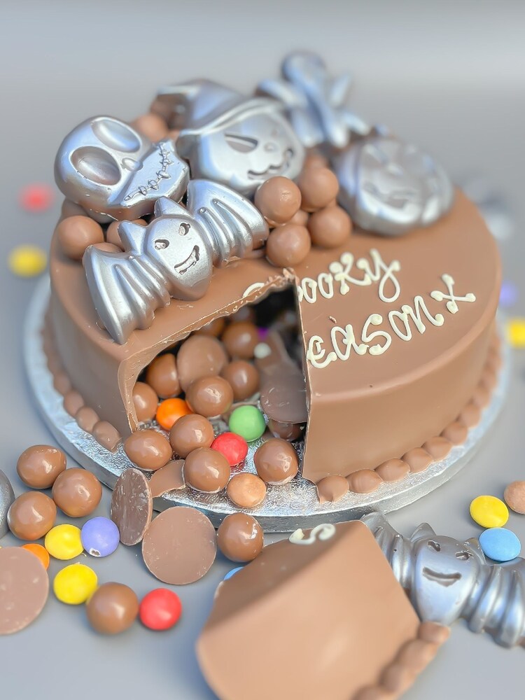 Halloween Smash Cake by Sweet Trees - Image 2 of 4