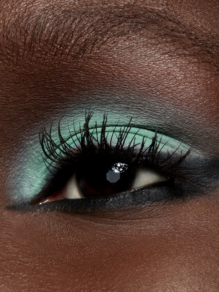 MAC Small Eye Shadow - Image 5 of 5