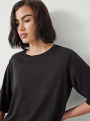 Negro - Hush Reece Relaxed T-Shirt - Imagen 4 de 5
