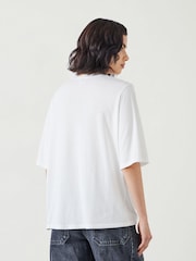 Blanco - Hush Reece Relaxed T-Shirt - Imagen 3 de 5