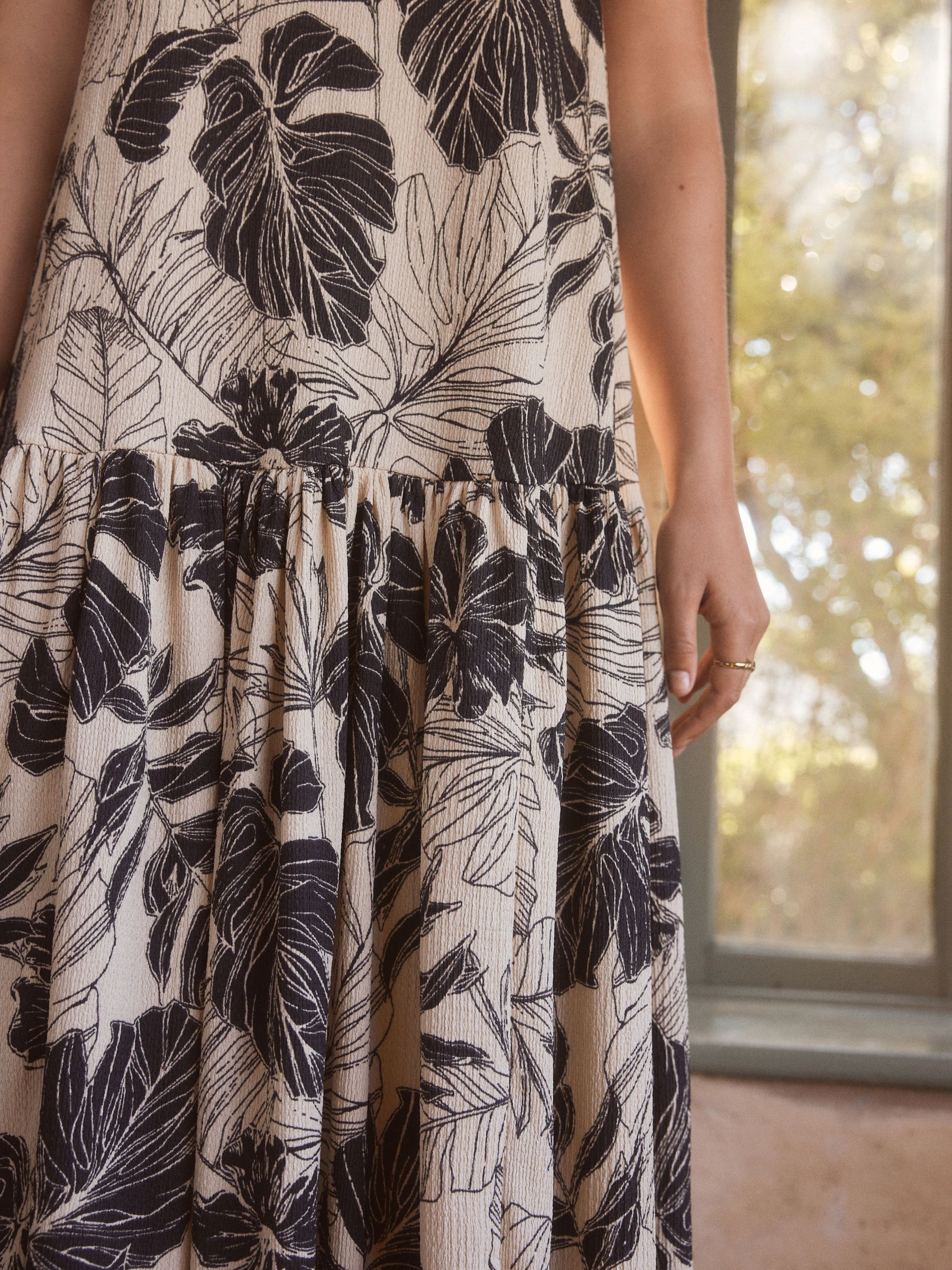 Buy Black White Floral Leaf Sleeveless Textured Jersey
