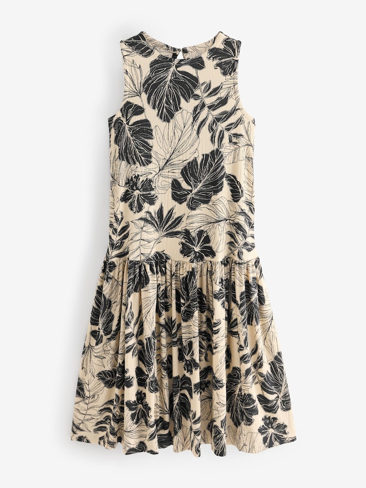 Black White Floral Leaf Sleeveless Textured Jersey Dropwaist Maxi Dress - Image 7 of 8