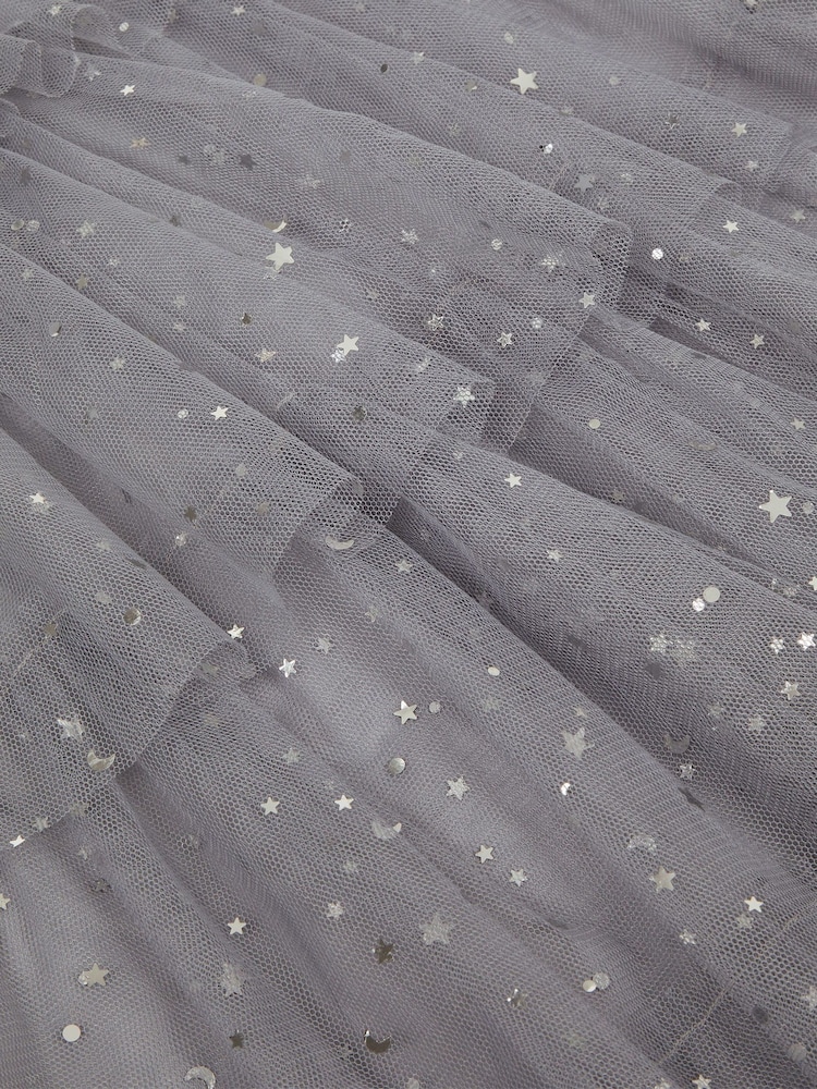 Vestido de tul escalonado con diseño metalizado de estrellas de Monsoon - Imagen 7 de 7 Vestido de tul escalonado con diseño metalizado de estrellas de Monsoon - Imagen 7 de 7