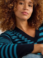 White Stuff Green Maggie V-Neck Jumper - Image 4 of 6