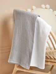 JoJo Maman Bébé Woven Cellular Blanket - Image 2 of 6