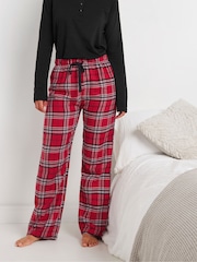 أحمر - بنطلون بيجامة رياضي بنمط مربعات من Long Tall Sally - صورة 4 من 6