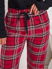 أحمر - بنطلون بيجامة رياضي بنمط مربعات من Long Tall Sally - صورة 5 من 6