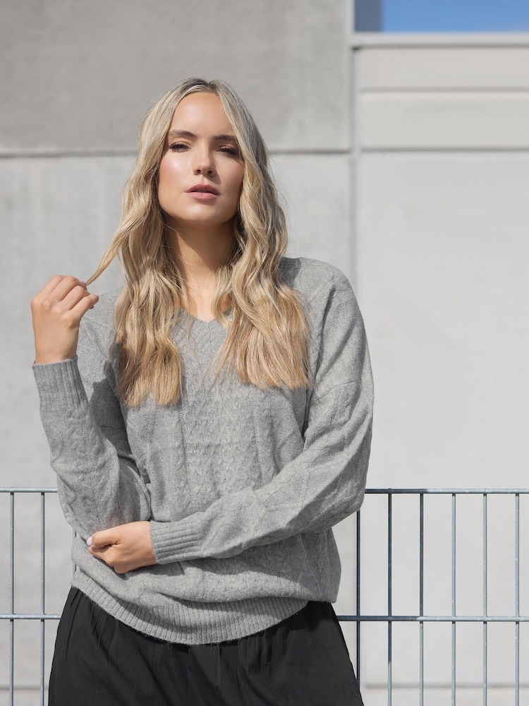 Long Tall Sally Grey Cable V-Front Jumper - Image 2 of 5