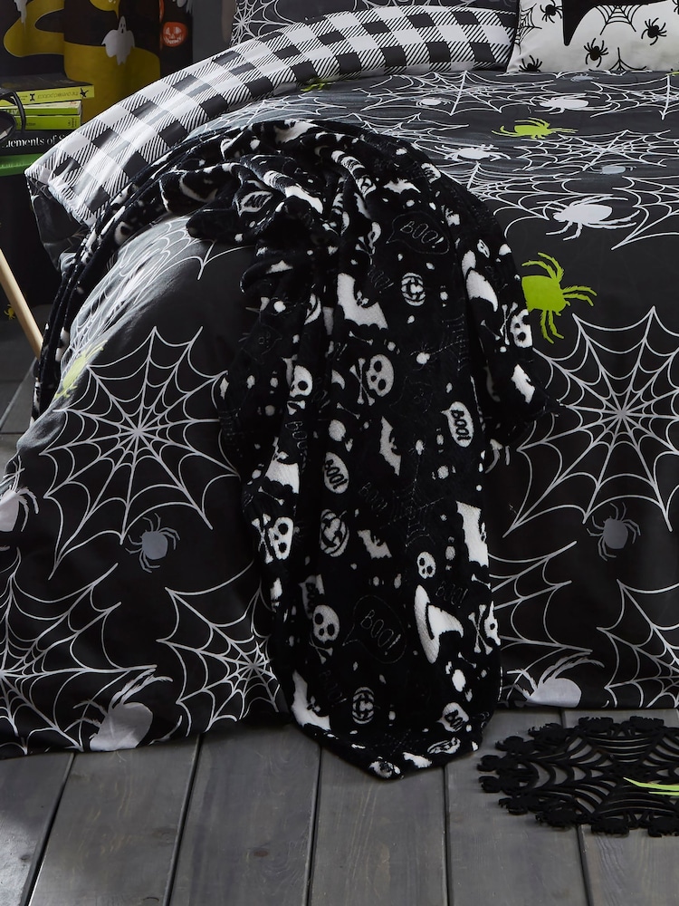 Bedlam Boo Fleece Throw - Imagem 1 de 3