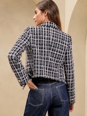 Lipsy Black Single Breasted Boucle Cropped Blazer - Image 4 of 4