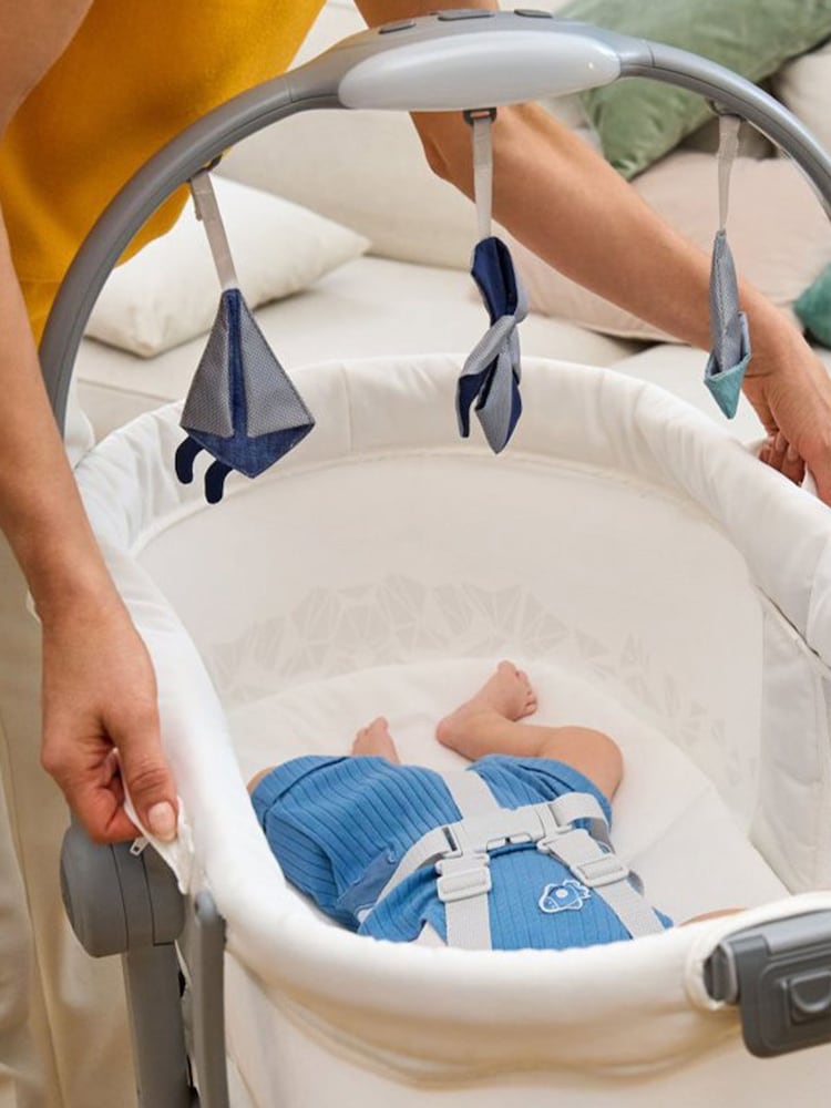 Chicco Grey Baby Hug Pro 5 in 1 Chair Cosy Crib Portable Bassi Highchair - Image 4 of 4