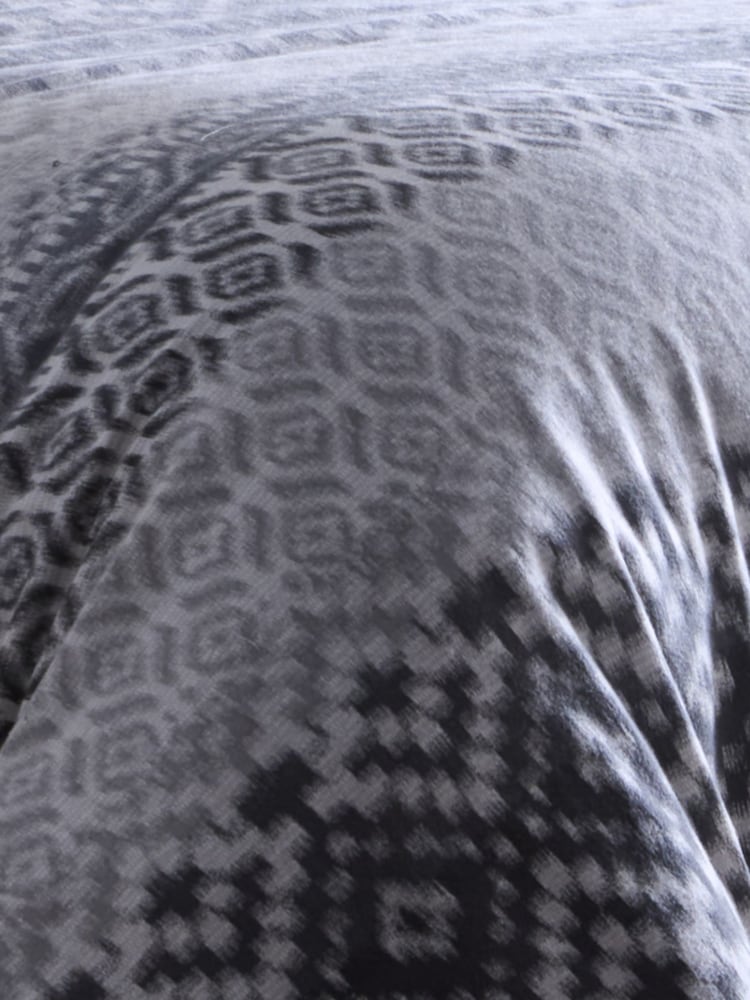 Bedlam Grey Game Glow in the Dark 100% Cotton Duvet Cover Set - Image 5 of 5