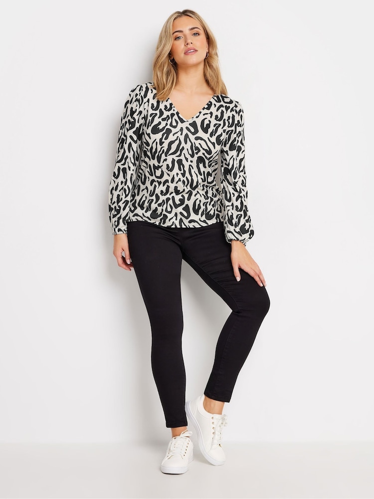 M&Co Cream Animal V-Neck Top - Image 2 of 5