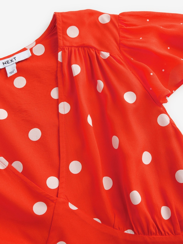 Rood/wit met stippen - Maxi-jurk met fladdermouwen, V-hals en strikceintuur - Image 6 of 7