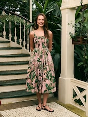 Kew Collection Hellrosa, floral - Square Neck Shirred Poplin Midi Dress - Bild 2 von 8