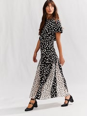 Mono Spot Short Sleeve Crew Neck Spliced Midi Dress - Image 2 of 3