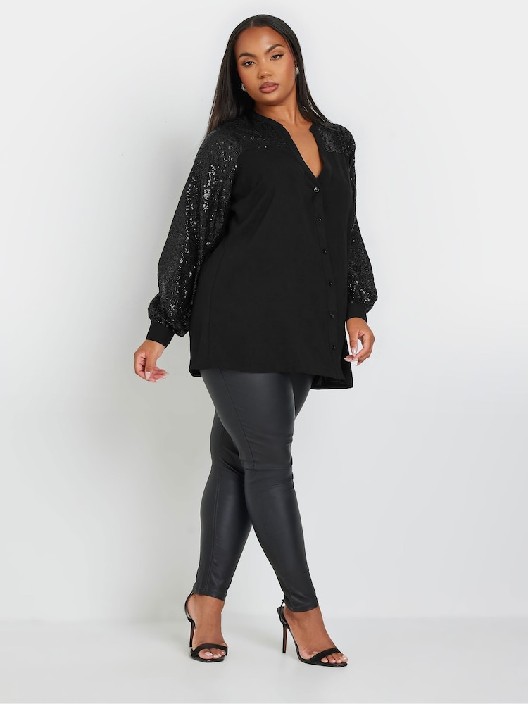 Yours Curve Bluse mit eingekerbtem Ausschnitt und Paillettenärmeln - Bild 2 von 5 Yours Curve Bluse mit eingekerbtem Ausschnitt und Paillettenärmeln - Bild 2 von 5