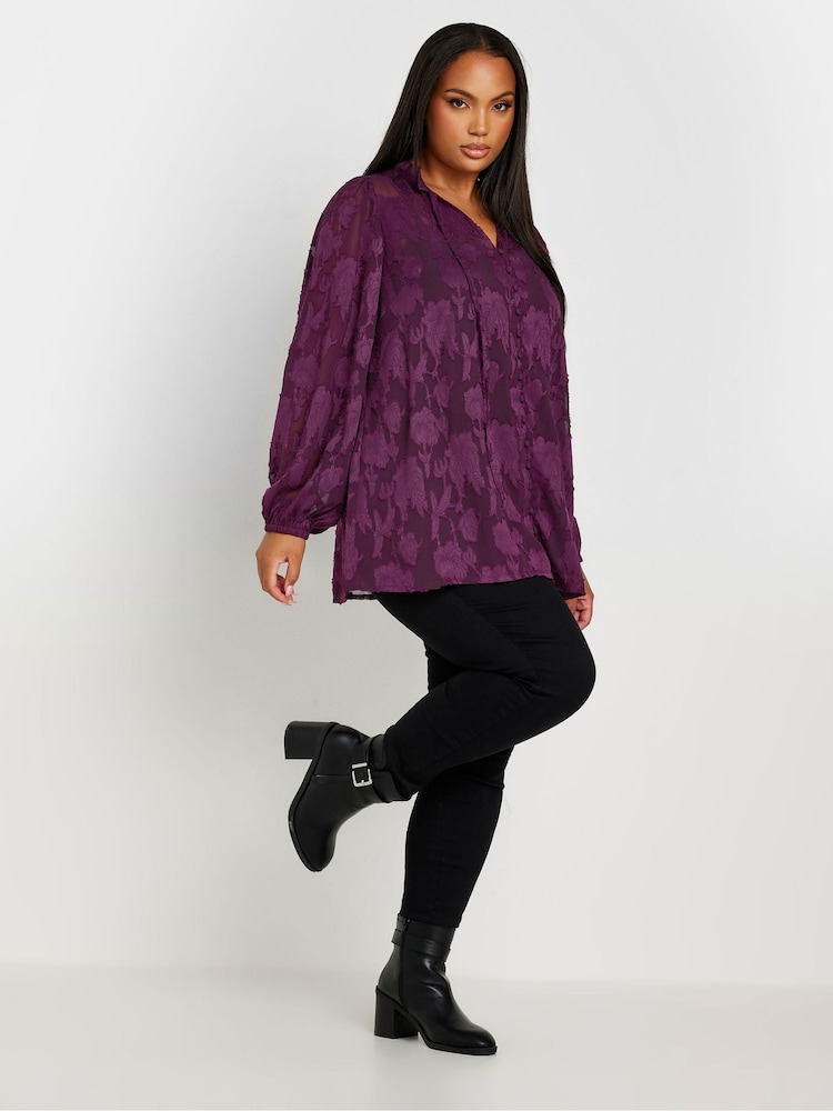 Morado - Blusa con lazada en el cuello de Yours Curve - Imagen 2 de 5 Morado - Blusa con lazada en el cuello de Yours Curve - Imagen 2 de 5