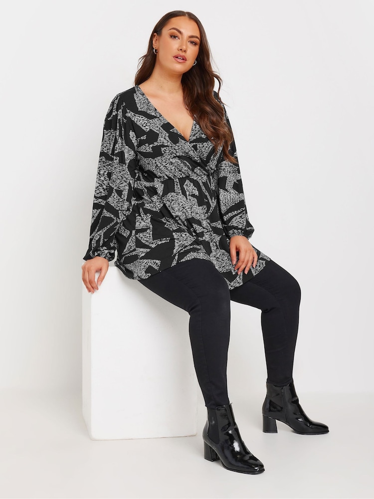 Yours Curve Long Sleeve Wrap Top - Imagen 2 de 5 Yours Curve Long Sleeve Wrap Top - Imagen 2 de 5