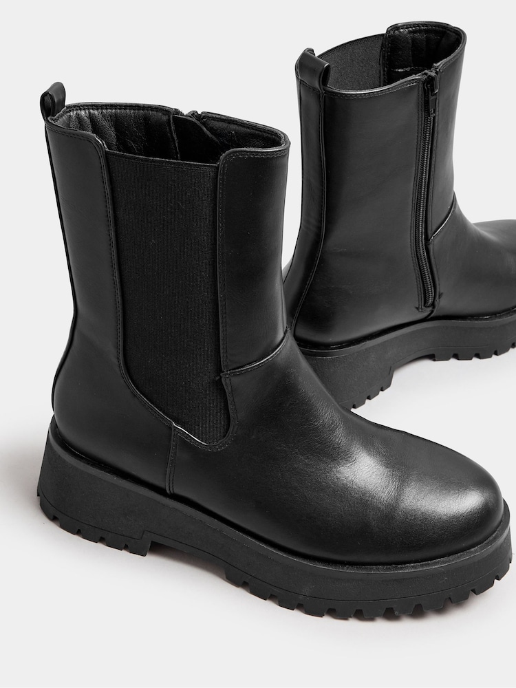 Yours Curve Black Wide Fit Extra Wide Fit Chunky Wedge Chelsea Boots - Image 5 of 5