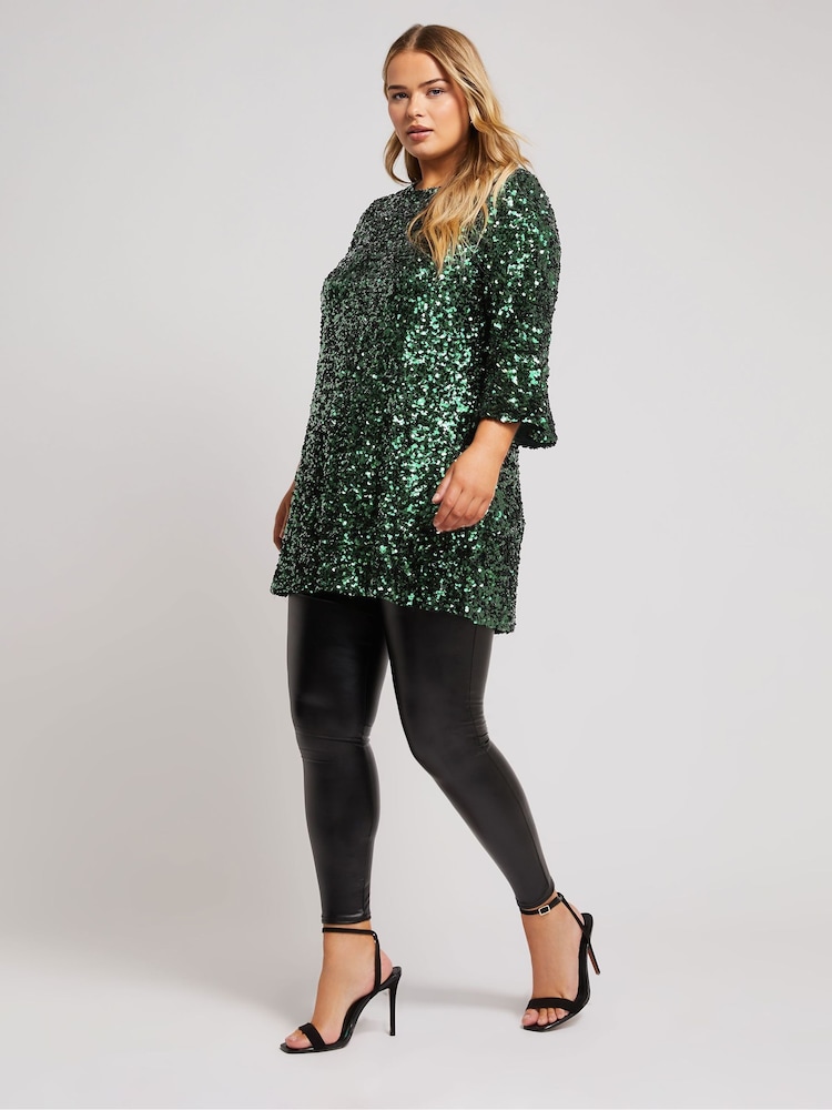 Grün - Yours Curve London Top mit ausgestellten Ärmeln und Pailletten - Bild 2 von 5 Grün - Yours Curve London Top mit ausgestellten Ärmeln und Pailletten - Bild 2 von 5