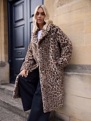 Yours Curve Natural Plush Faux Fur Maxi Coat - Image 5 of 6