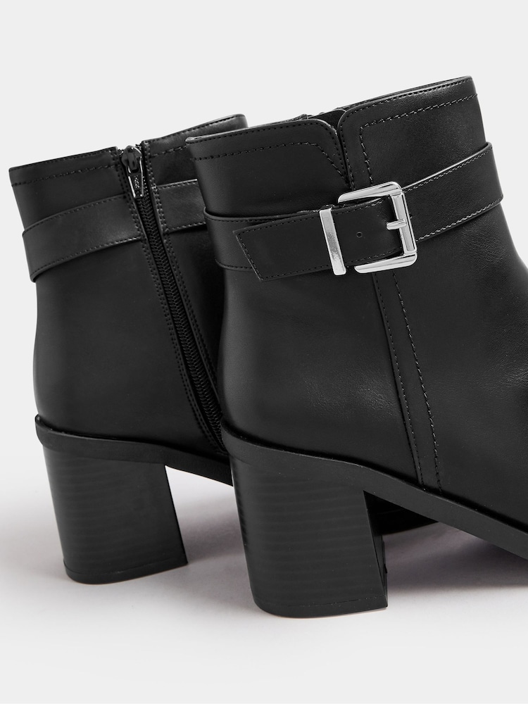 Yours Curve Black Extra Wide Fit Buckle Block Boots - Image 5 of 5