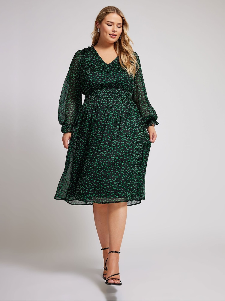 Negro/Cromo - Vestido de cintura fruncida de tela dobby de Yours Curve London - Imagen 1 de 5 Negro/Cromo - Vestido de cintura fruncida de tela dobby de Yours Curve London - Imagen 1 de 5