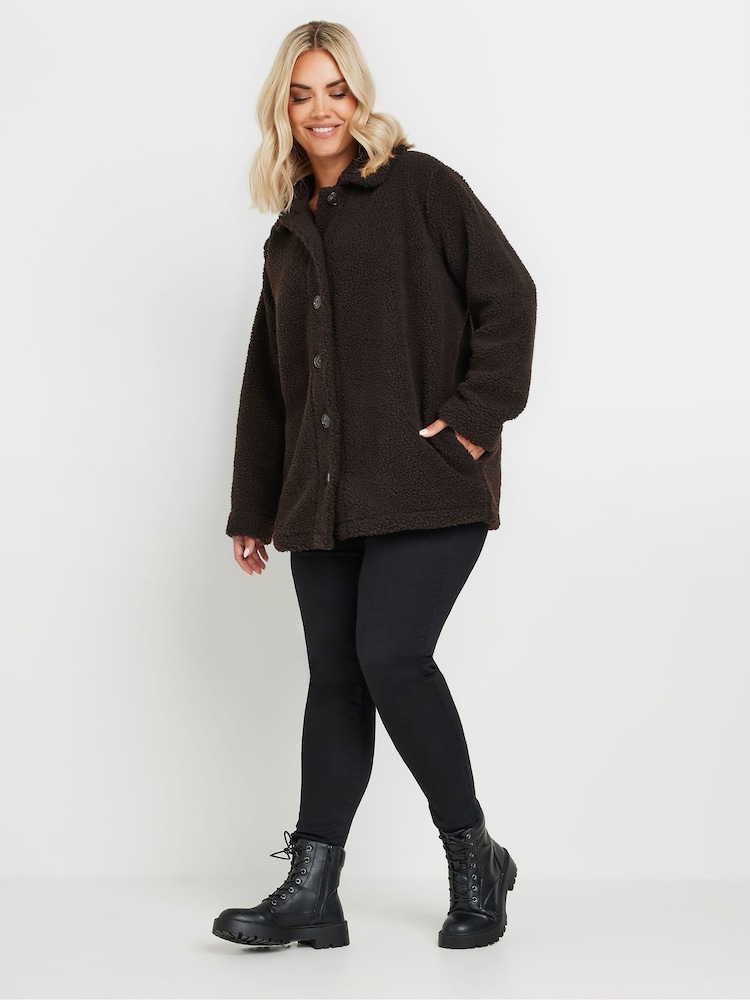 Braun - Yours Curve Borg Teddy-Fleecejacke - Bild 2 von 5 Braun - Yours Curve Borg Teddy-Fleecejacke - Bild 2 von 5