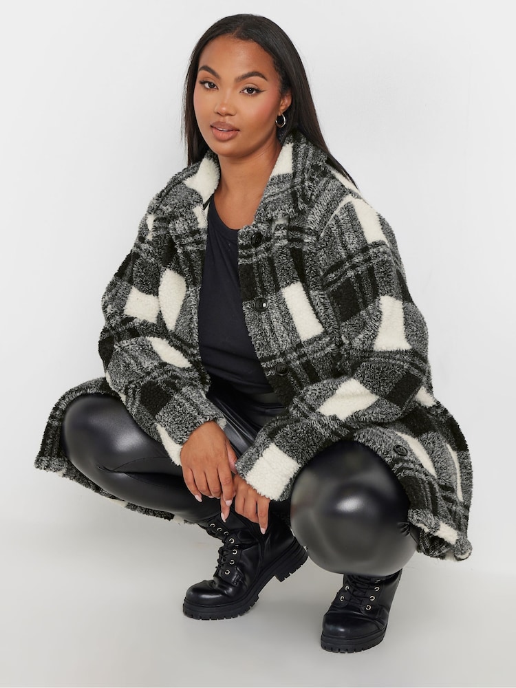 Schwarz - Yours Curve Borg Teddy-Fleecejacke - Bild 1 von 6 Schwarz - Yours Curve Borg Teddy-Fleecejacke - Bild 1 von 6