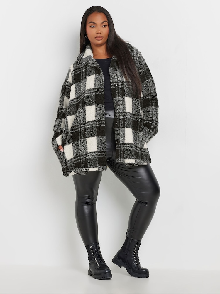 Schwarz - Yours Curve Borg Teddy-Fleecejacke - Bild 2 von 6 Schwarz - Yours Curve Borg Teddy-Fleecejacke - Bild 2 von 6