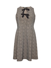 Yours Curve Brown Crew Neck Double Bow Pinafore Dress - Image 5 of 5