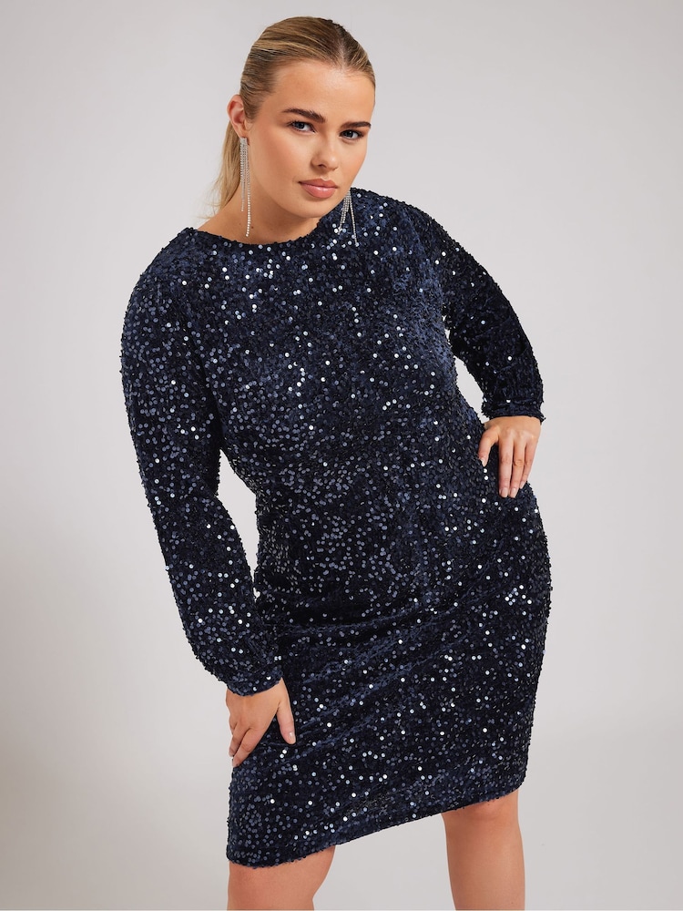Blau - Yours Curve London Etuikleid aus Samt mit Pailletten und langen Ärmeln - Bild 1 von 5 Blau - Yours Curve London Etuikleid aus Samt mit Pailletten und langen Ärmeln - Bild 1 von 5